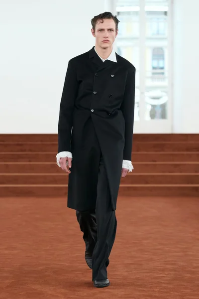 Look 56